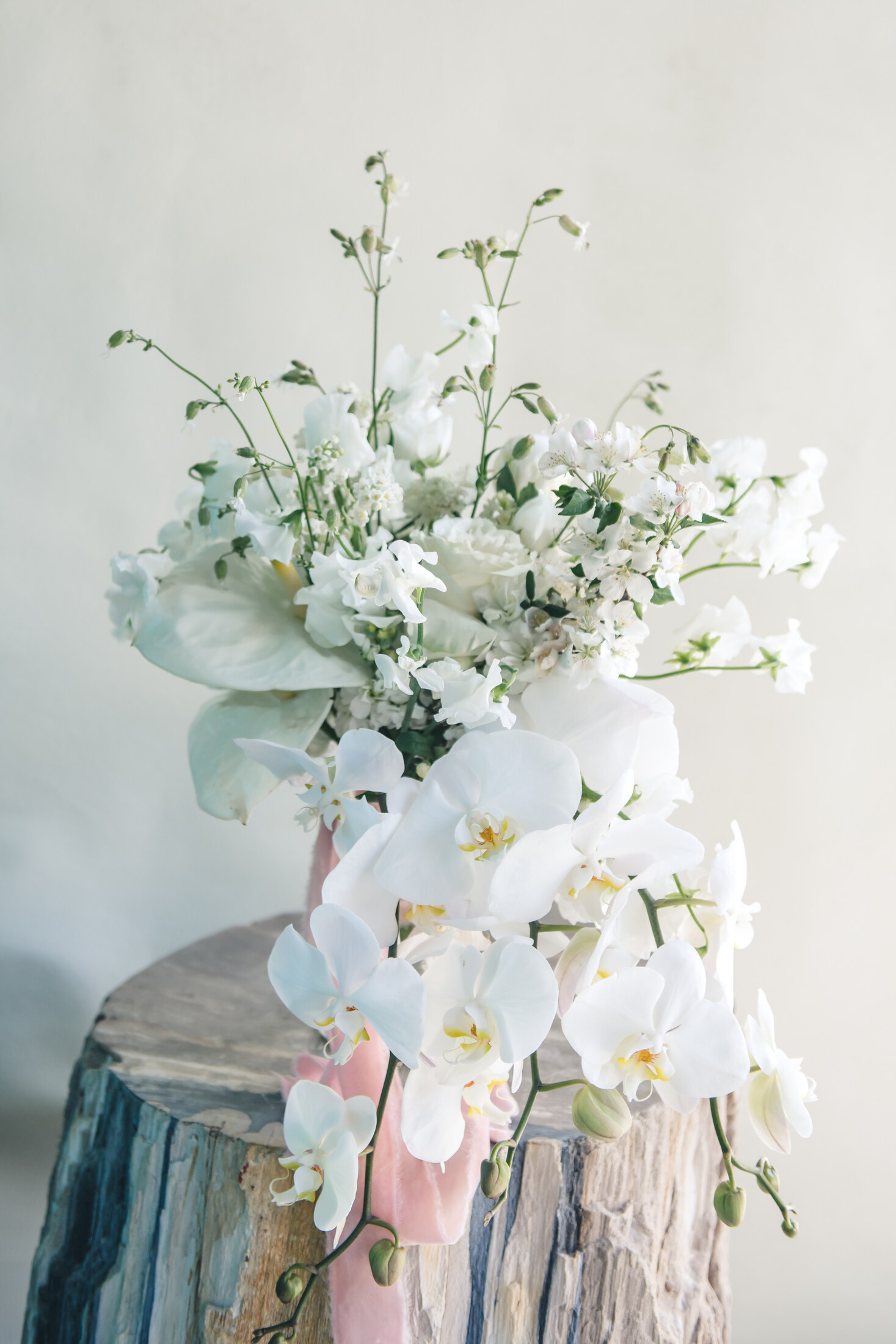 White floral wedding detail