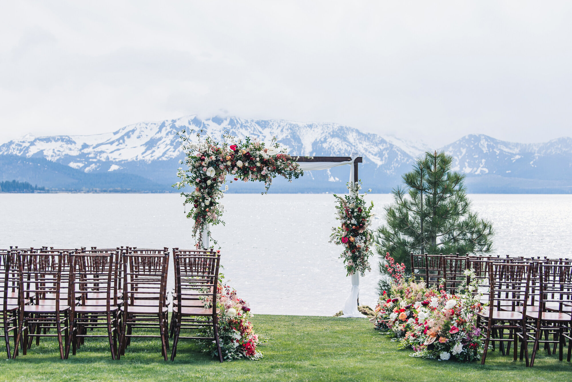 Lake Tahoe ceremony arch at Edgewood Tahoe