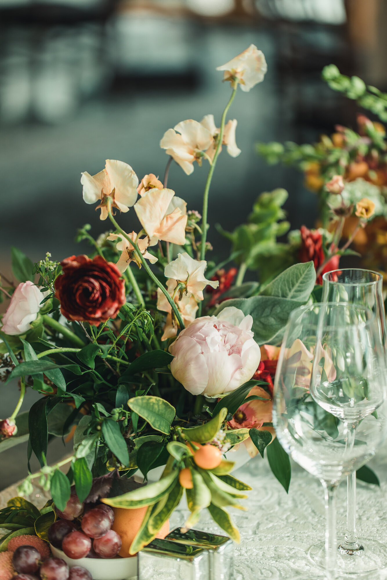 Reception table floral close-up