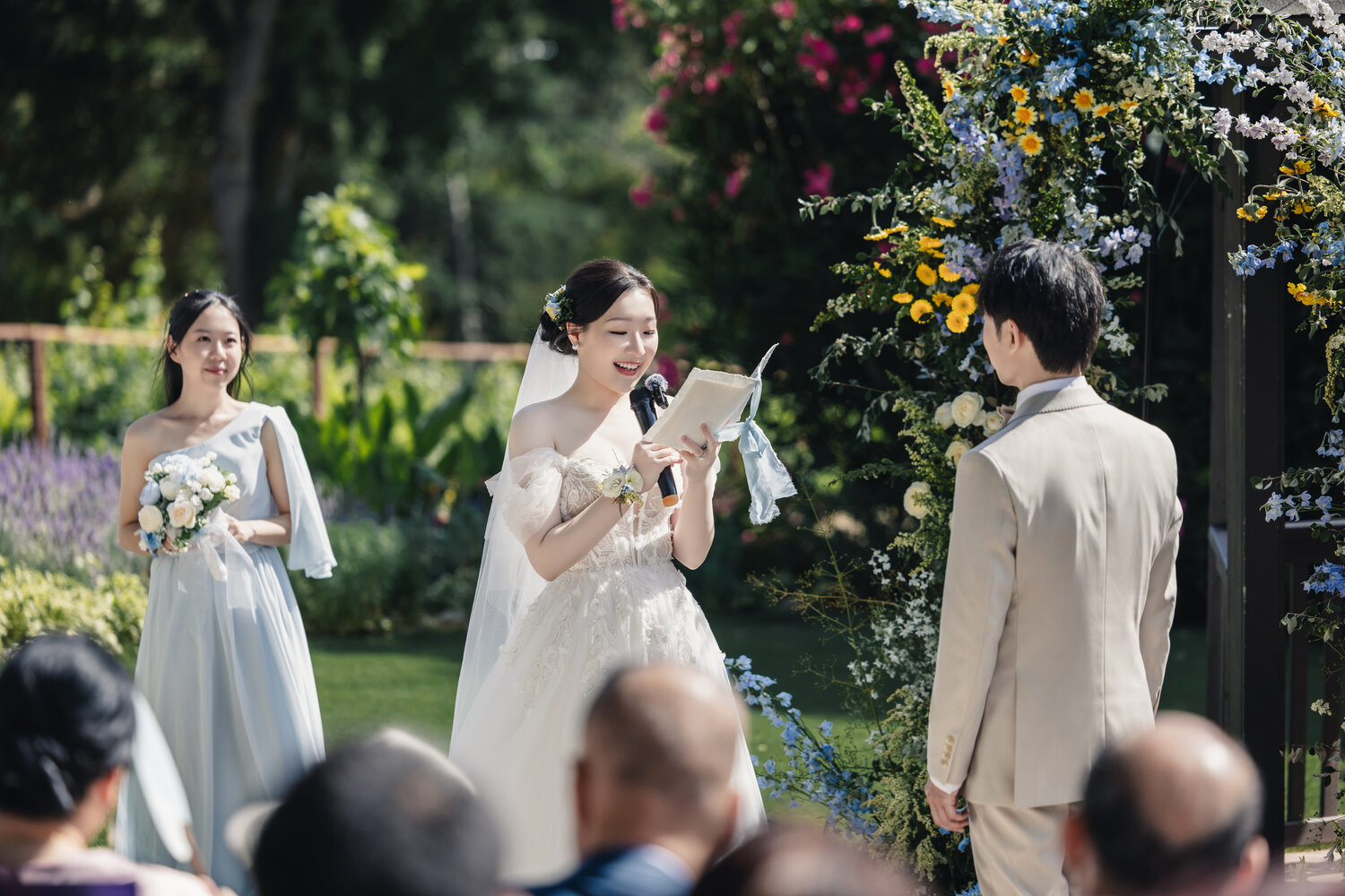 Garden ceremony at Elliston Vineyard