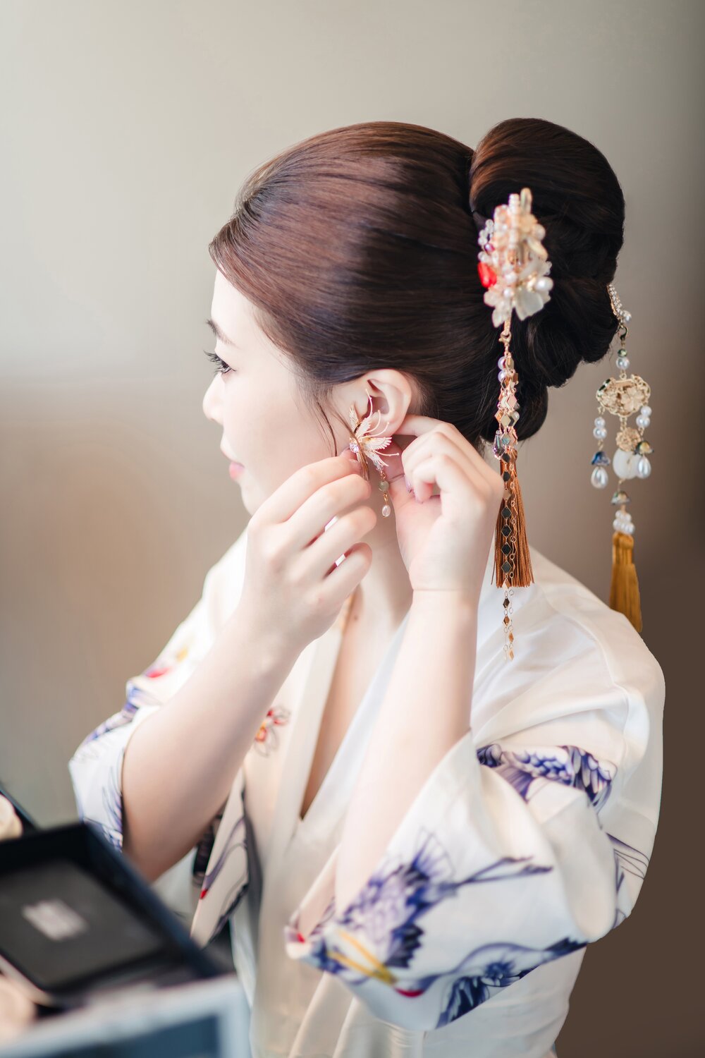 H. L. Peninsula wedding story photograph