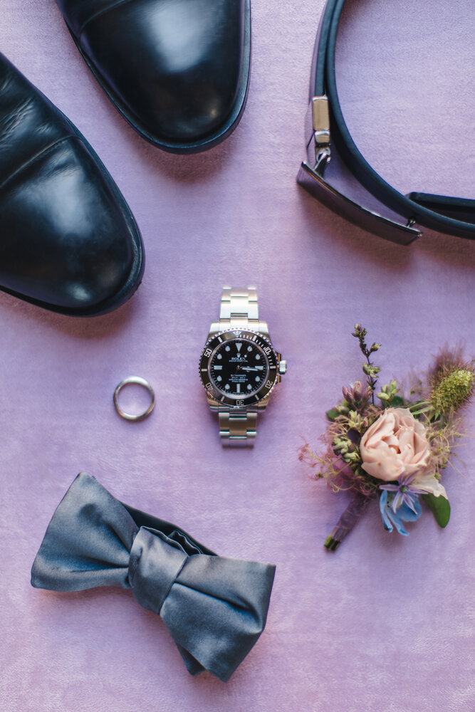Groom accessories and boutonniere